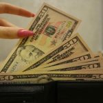 O que acontece quando se é honesto em relação ao dinheiro numa relação: quando o orçamento se torna uma questão do coração o-que-acontece-quando-se-e-honesto-em-relacao-ao.jpg